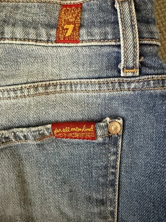 7 for All Mankind Lil Rambler Zip- Mid Rise- Out of the Blue- 29 - Picture 9 of 9